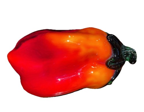 Vintage art glass - art, blown