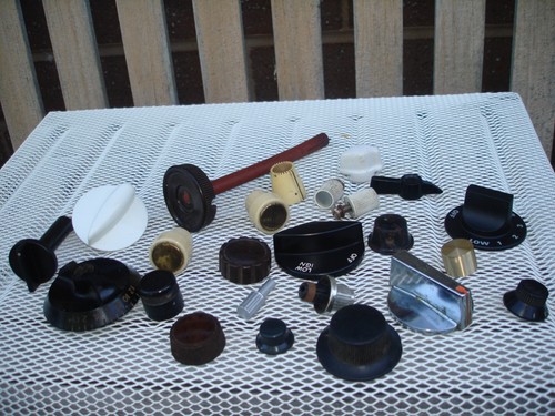 Vintage radio knobs job - radio,