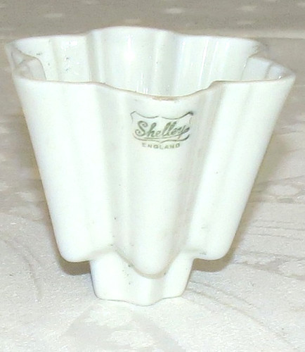 Shelley white jelly jello - shelley,