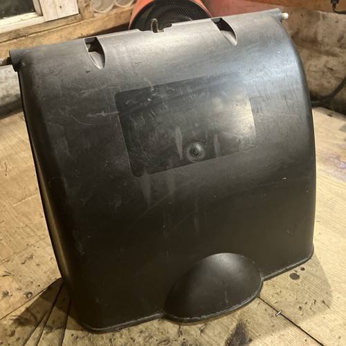 Grass flap from honda hrx426 - flap,