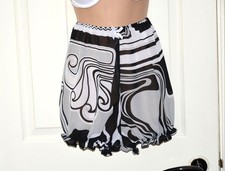 SSX 12 - Nylon sissy knickers