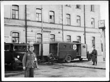 I12/12 WW2 ORIGINAL PHOTO OF GERMAN WEHRMACHT MEDIC