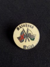VINTAGE SKINHEAD BADGE.