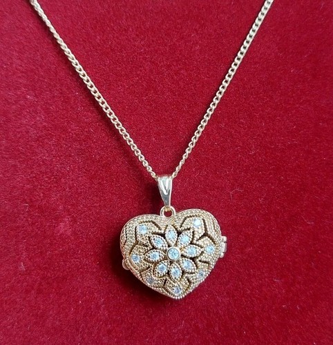 9ct love heart locket - 9ct,