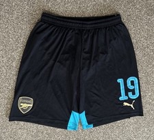 Santi Cazorla Matchworn/Issued Arsenal FC 2015/16 Third Kit Shorts, Medium, VGC