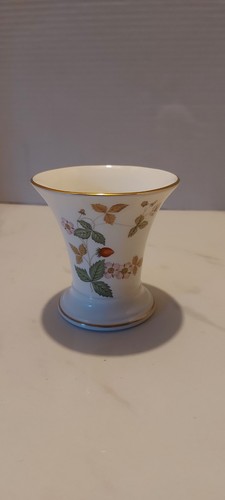 Wedgwood wild strawberry - wild,