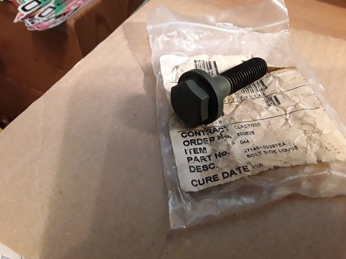 Saxon apc louve bolt - saxon,