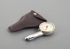 Porsche Tyre Pressure Gauge