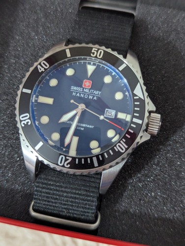Swiss military hanowa sea - , lion
