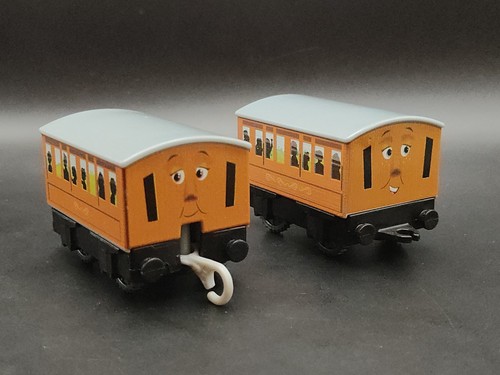 Trackmaster annie and clarabel - trackmaster,