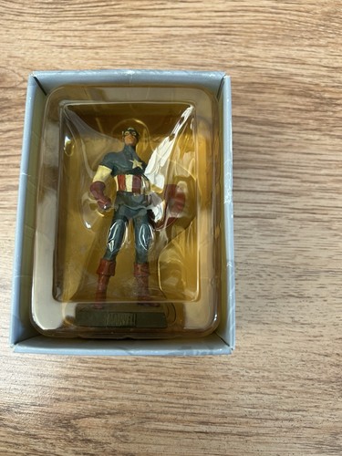 The classic marvel - classic, figurine