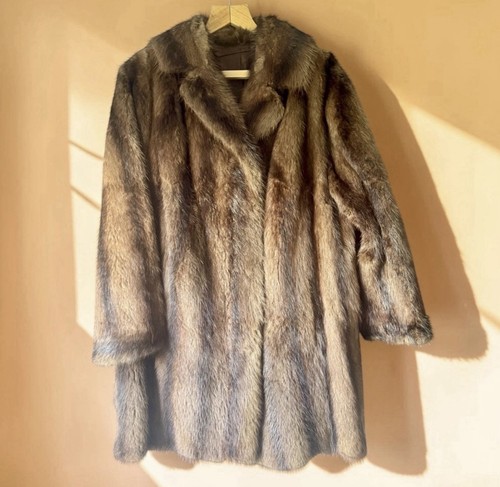 Vintage ranch mahogany - ranch,