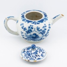 Chinese Porcelain Teapot Blue White Prunus Qing Kangxi Period 18th Century