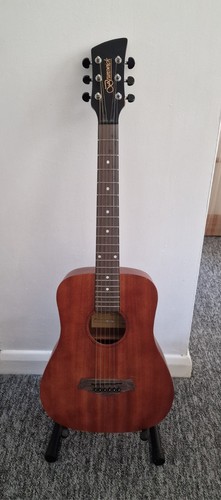 Brunswick accoustic travel - accoustic,