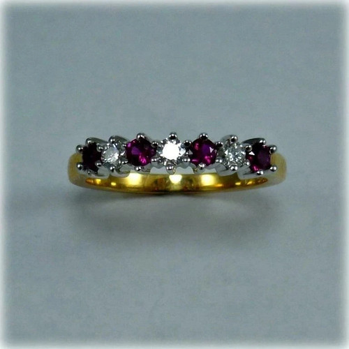 Round cut natural ruby - round,
