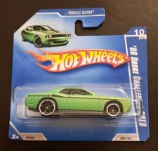 Hot wheels '08 Dodge Challenger SRT8 Muscle Mania