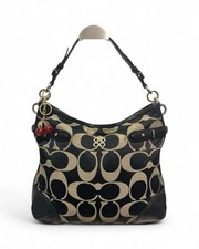 Coach Authentic Black Beige