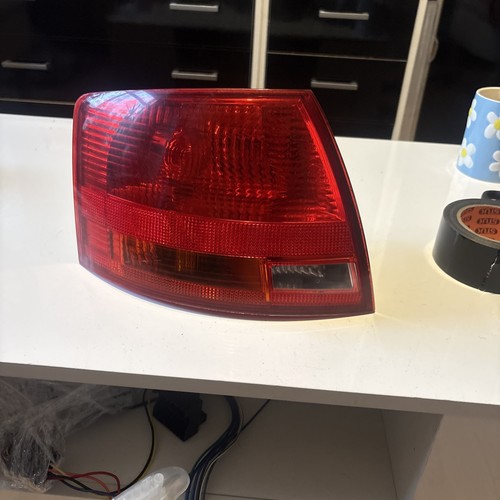 Audi rear light - rear, passenger
