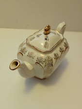 vintage SADLER Teapot ivory / gold c.1937+ England Good Condition