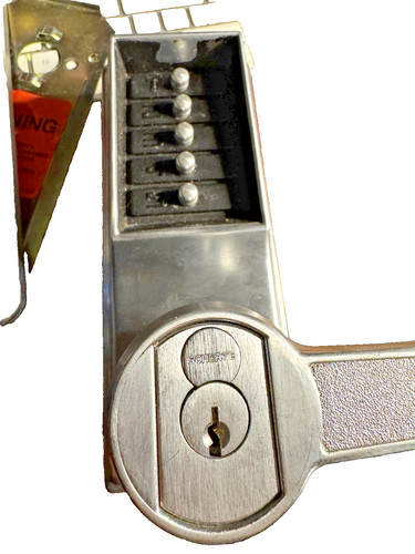 Simplex lock pushbutton - ,