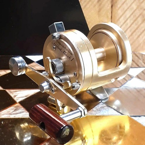 Shimano triton mark - shimano,