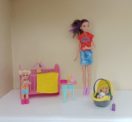 Barbie skipper babysitting - barbie,