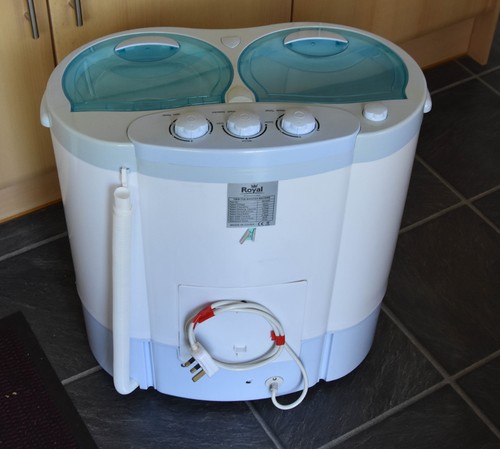 Twin tub washing - , machine