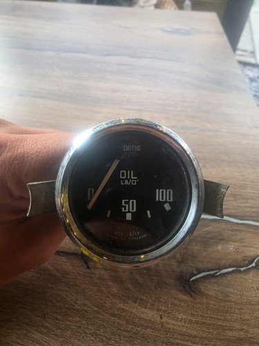 Smiths oil pressure gauge - , pd