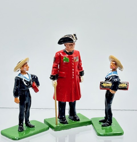 Britains boys share toy - boys,
