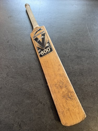 Slazenger v800 panther cricket - v800,