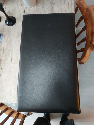 Piano stool