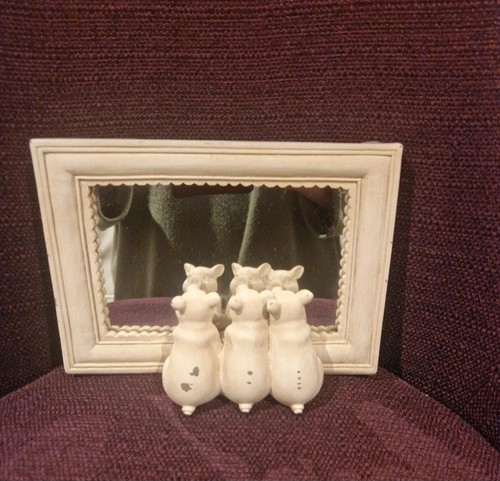 Three little pigs - little,