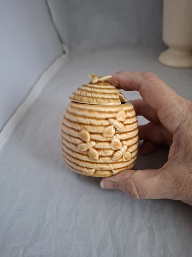 Vintage beehive honey jar - vintage,