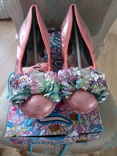 Stunning irregular choice - stunning, bow