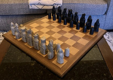 Magnificient Set Of Isle Of