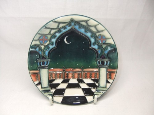 Moorcroft pottery jumeirah - moorcroft,