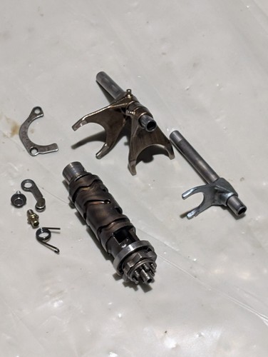 Genuine suzuki gsx1300r - suzuki,