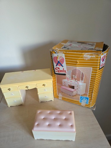 Vintage sindy furniture 1984 - vintage,