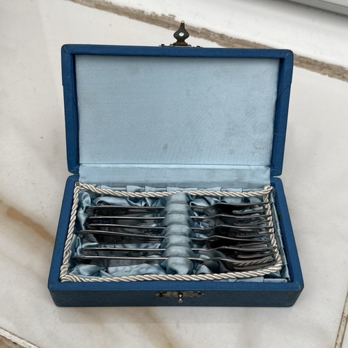 Cutlery canteen pieces - cutlery,