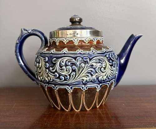Fine example antique royal - fine,