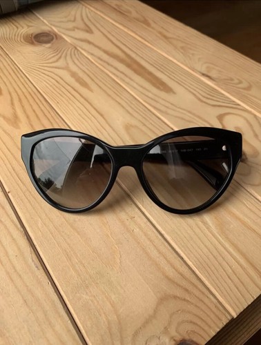 Prada sunglasses black with - -,