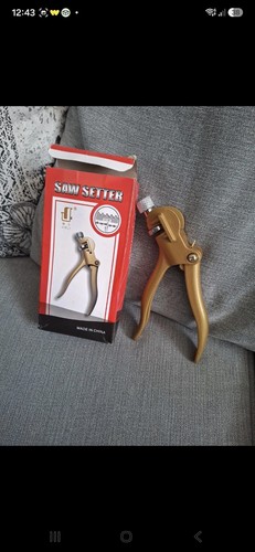Saw set pliers - saw, blade