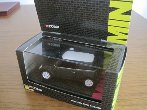 Corgi mini cooper british - mini, 1:36