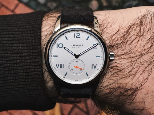 Nomos glashütte club - nomos,