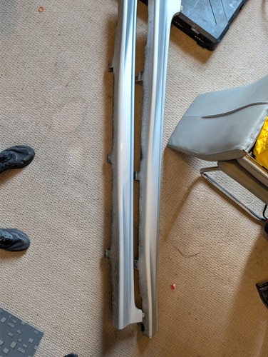 Fn2 silver side skirts - side, r