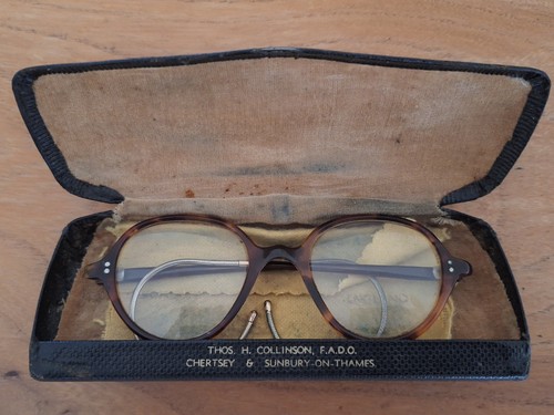 Antique tortoiseshell - antique,