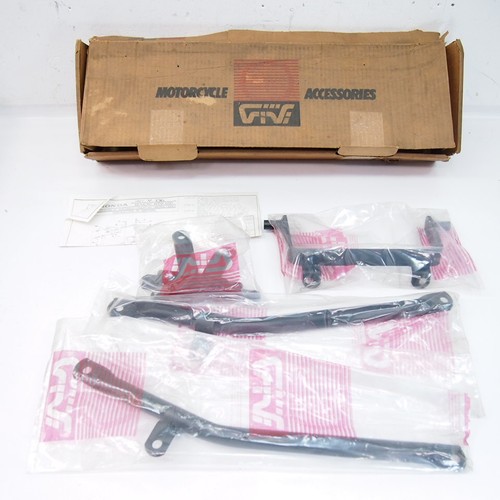 Givi wing rack mount - mount, rear