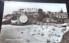 Tenby , Castle Beach, Houses