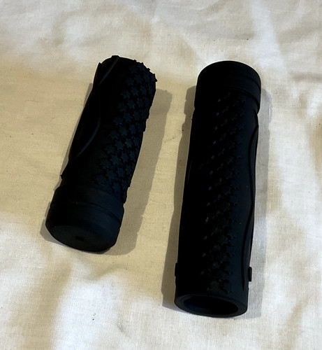 Dahon hit rubber handle grips - dahon,