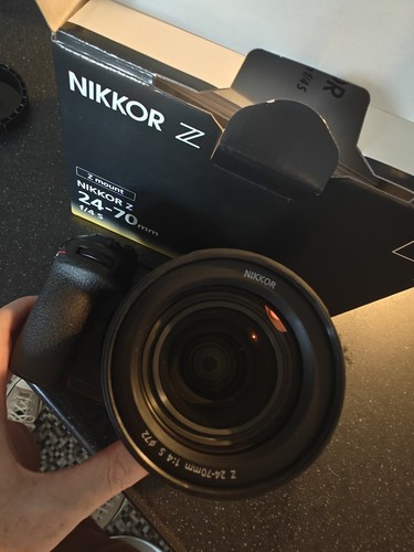 Nikon nikkor 70mm 4 s - f/4,